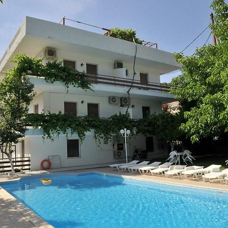 Kaikas Studios & Apartments Poros Town Екстер'єр фото