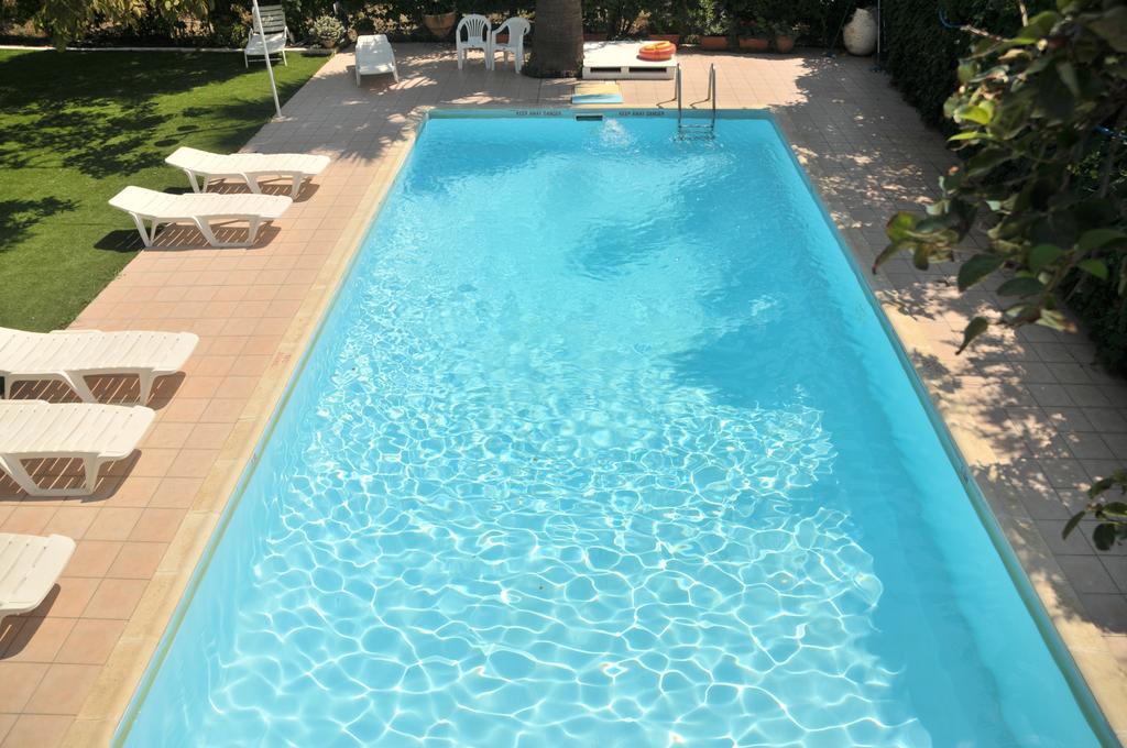 Kaikas Studios & Apartments Poros Town Екстер'єр фото