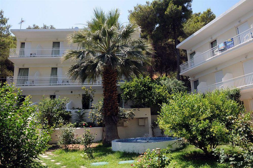 Kaikas Studios & Apartments Poros Town Екстер'єр фото