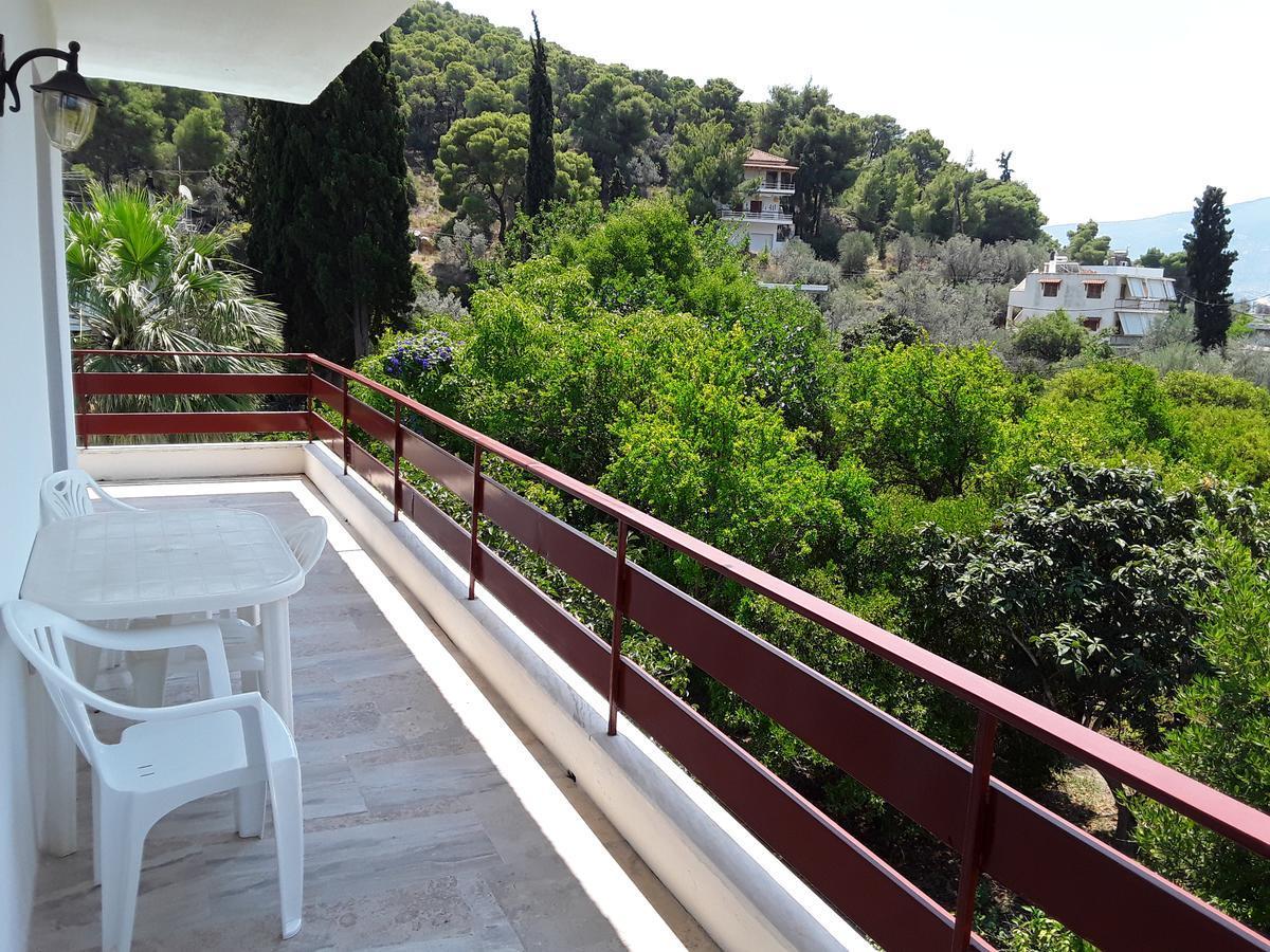 Kaikas Studios & Apartments Poros Town Екстер'єр фото