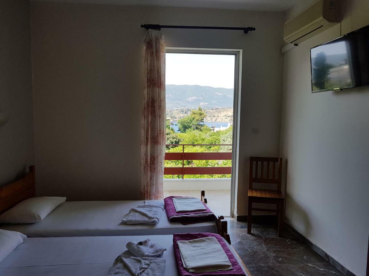 Kaikas Studios & Apartments Poros Town Екстер'єр фото